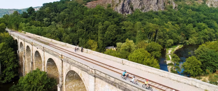 Auf ehemaligen Bahntrassen durch das Hinterland der Normandie