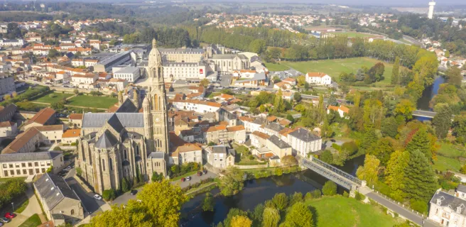 Le Puy du Fou (Les Epesses) – Mortagne-sur-Sèvre