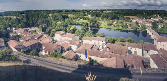 Confolens / Champagne-Mouton