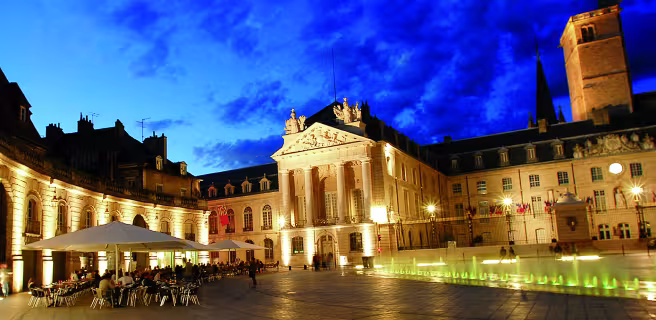Pontailler-sur-Saône / Dijon