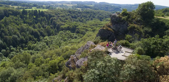 Pont d'Ouilly / La Roche d'Oëtre Flers