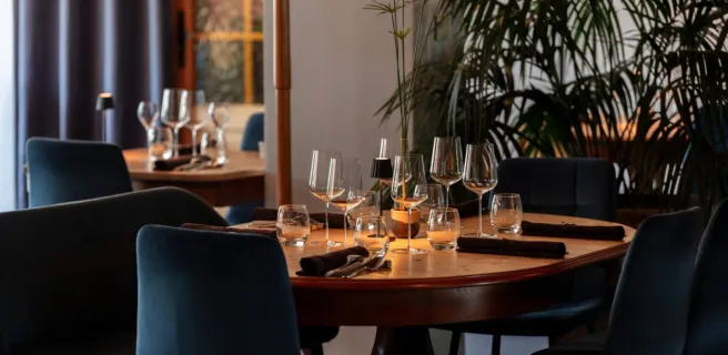 restaurant