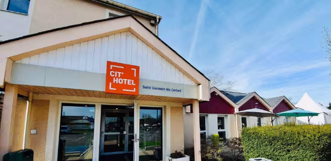 CIT'HOTEL Design Booking Saint-Germain-Lès-Corbeil
