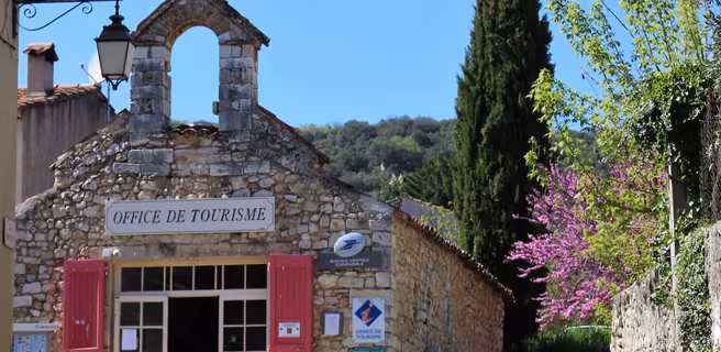 Bureau d'Information Touristique de Quinson, dans sa chapelle