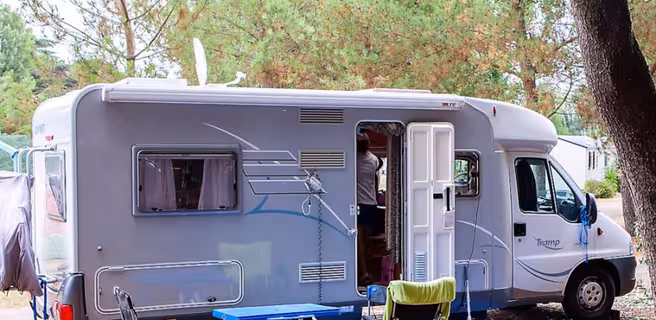 Campsite Ushuaia Village Provence Ventoux