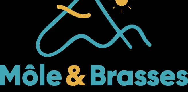 Môle et Brasses Tourisme - Saint Jeoire reception desk