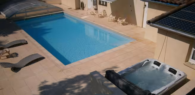 Piscine et Spa pour un moment de détente