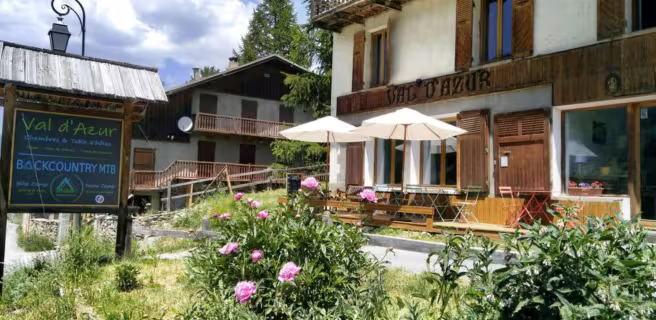 Les Mille Cols (formerly Le Val d'Azur)