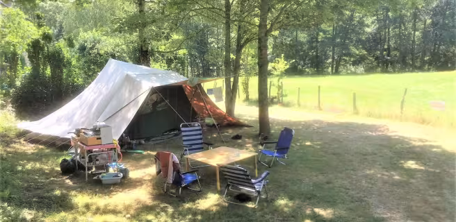 Zone de bivouac au Domaine de Clarat