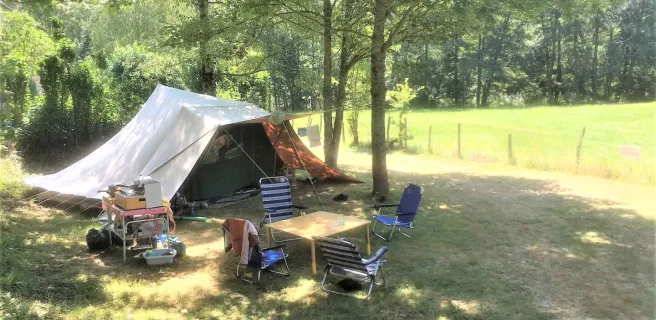 Zone de bivouac au Domaine de Clarat
