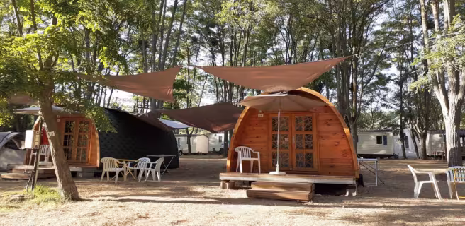 camping l'amitié au bord de l'eau Trébas-Tarn-hébergement insolite en bois-pod-rivière
