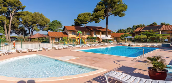 Village vacances avec piscine