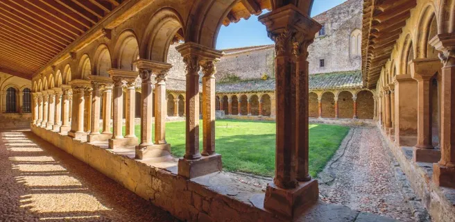 ABBAYE-CATHÉDRALE DE SAINT-PAPOUL