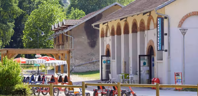 Halte fluviale de Deluz