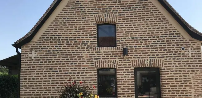 Relais vélo route de Charrin