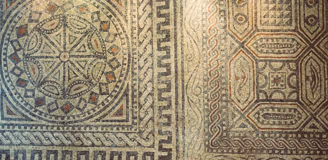 Fragment restauré d'une mosaïque Gallo-Romaine