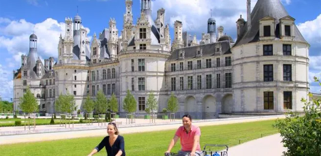 Location de vélos et rosalies à Chambord