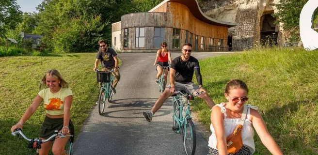 CLAN - Location de vélos VTC VTT VAE