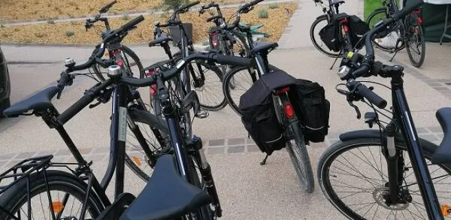 La Maison du Pont Canal - Location et réparation de vélos