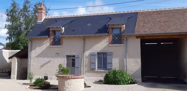 LA COUR CARRÉE - Gîte Le Pressoir