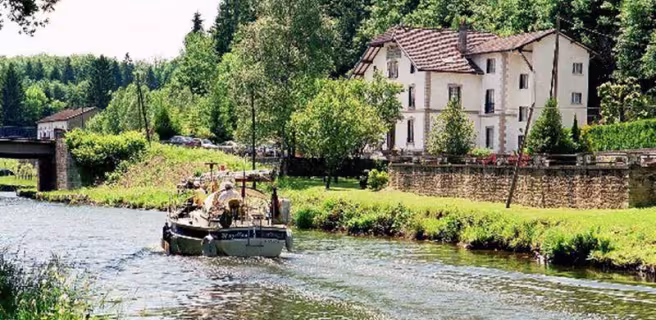 Meublé - Pont du Coney - F2 n°3