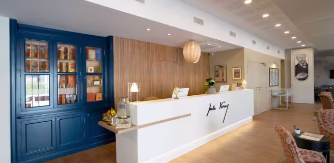 Hôtel Jules Verne signature collection by best western