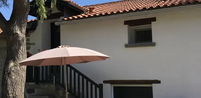 Madame Nathalie POURTAU "La Grange d'Etxexuria"