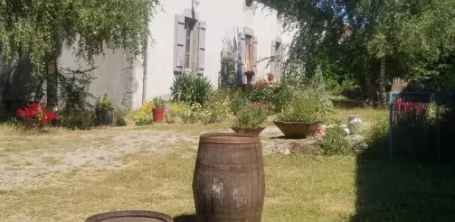 Chambres d'hôtes Les Grippeaux - "les Tilleuls" - "Amarante"