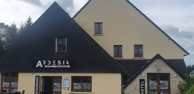 Hôtel Restaurant Ardesia