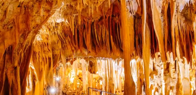 Grotte de Villars