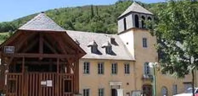 OFFICE DE TOURISME PYRENEES2VALLEES / BUREAU ARREAU
