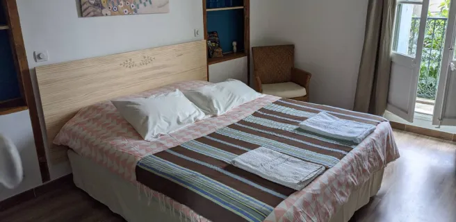 LES COLOMBES D'ENSERUNE