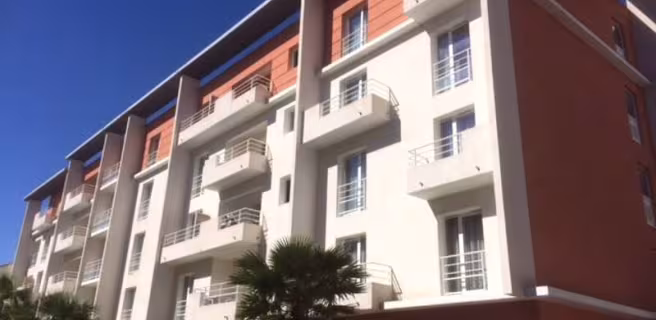 ZENITUDE HÔTEL-RÉSIDENCE BÉZIERS CENTRE