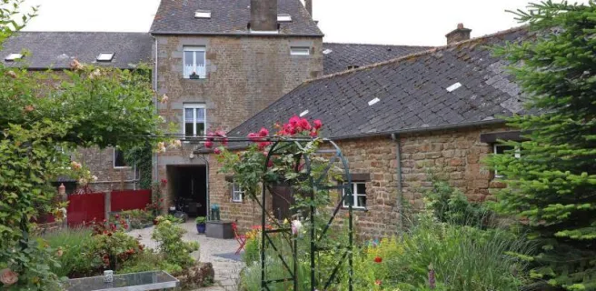 Chambre d'hôtes Le Clos Ulysse - LA CARNEILLE