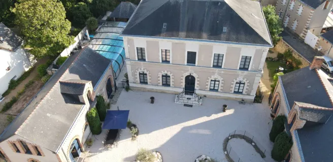 CHAMBRES D'HOTES LE CLOS DES 3 ROIS