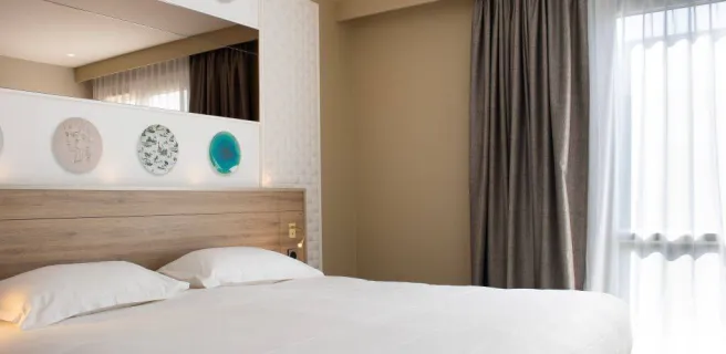 BRIT HOTEL ATLANTEL ****