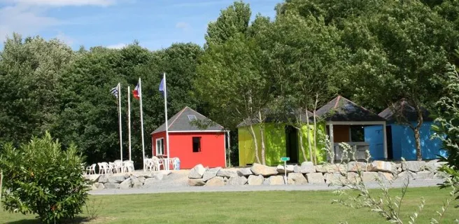 ©Tous droits réservés