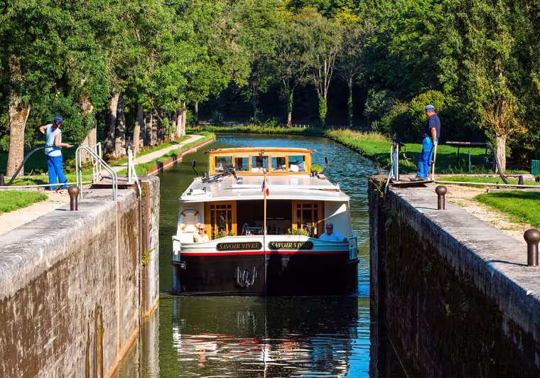 Le canal de Bourgogne en famille avec Terres d'Aventure