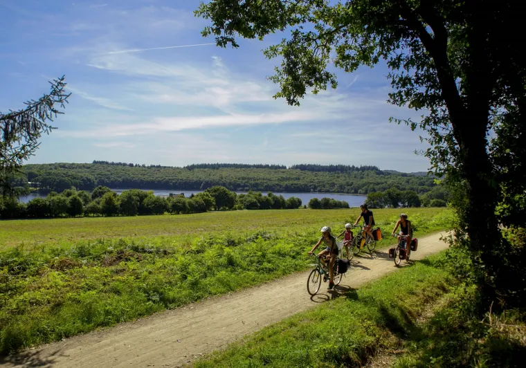 La Vélodyssée en famille autour du lac de Guerlédan