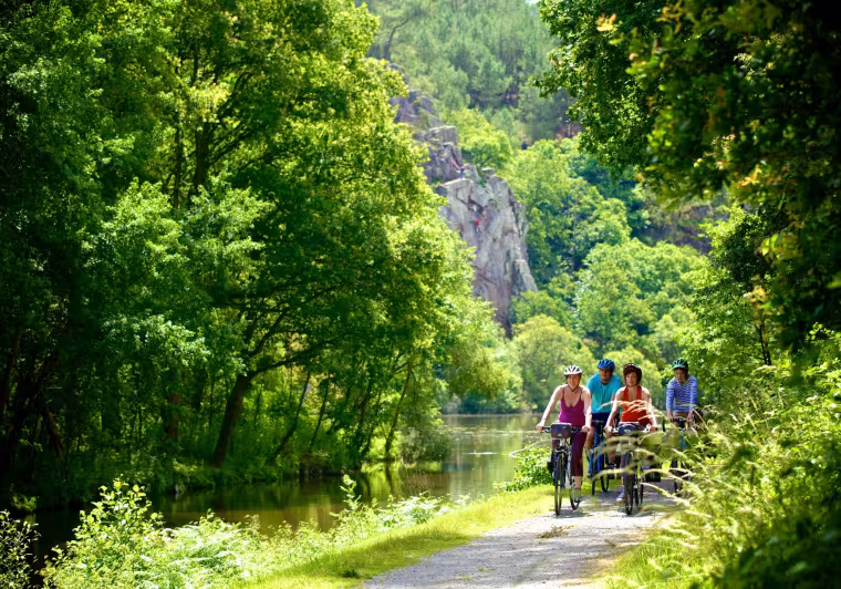 Sur La Vélodyssée et le canal de Nantes à Brest