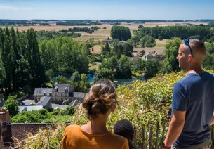 Le long des troglodytes, à la rencontre de Ronsard