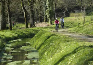 Rigole d'Hilvern à vélo