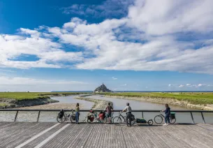 Vue sur le Mont St-Michel par la Véloscénie
