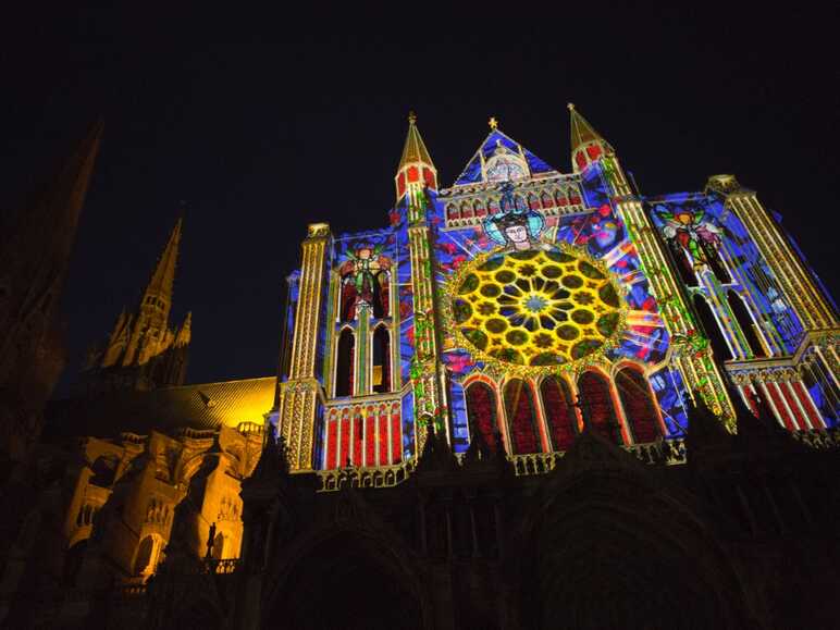 Chartres im Lichterglanz